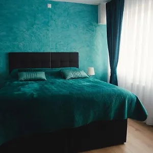 Md Luxury Bed & Breakfast